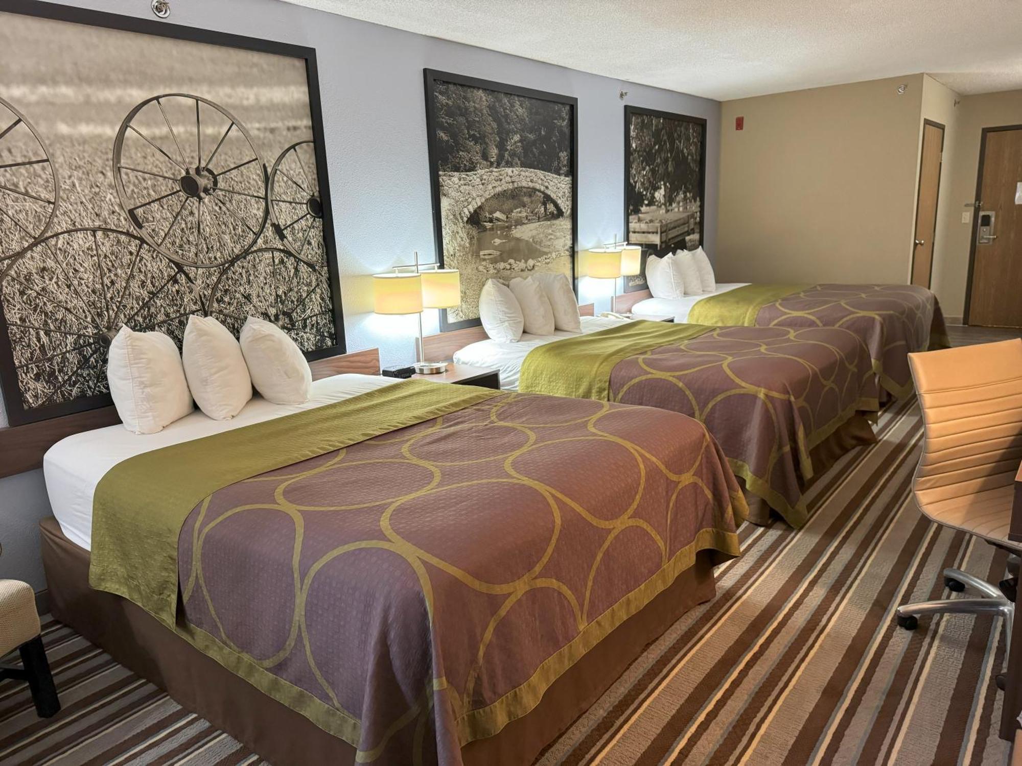 Super 8 By Wyndham Winfield-Quail Ridge Area Hotel Kültér fotó